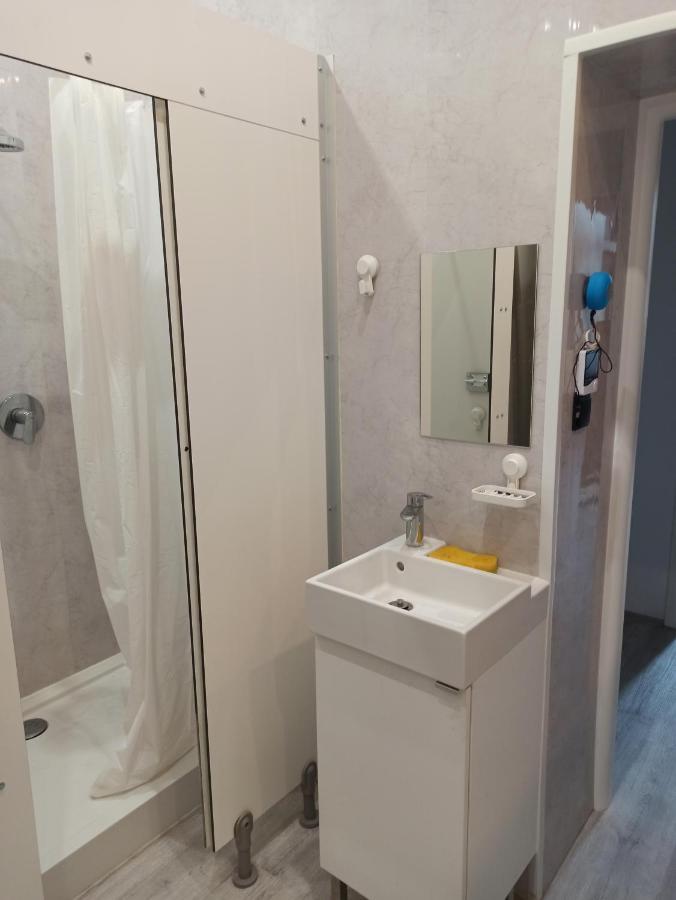 Evergreen Hostel Cracovia Esterno foto